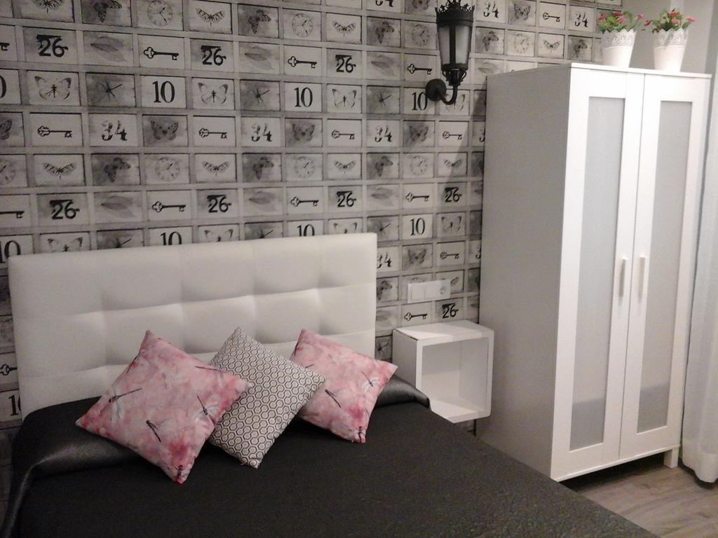 Hostal Don Alfonso Madrid Luaran gambar