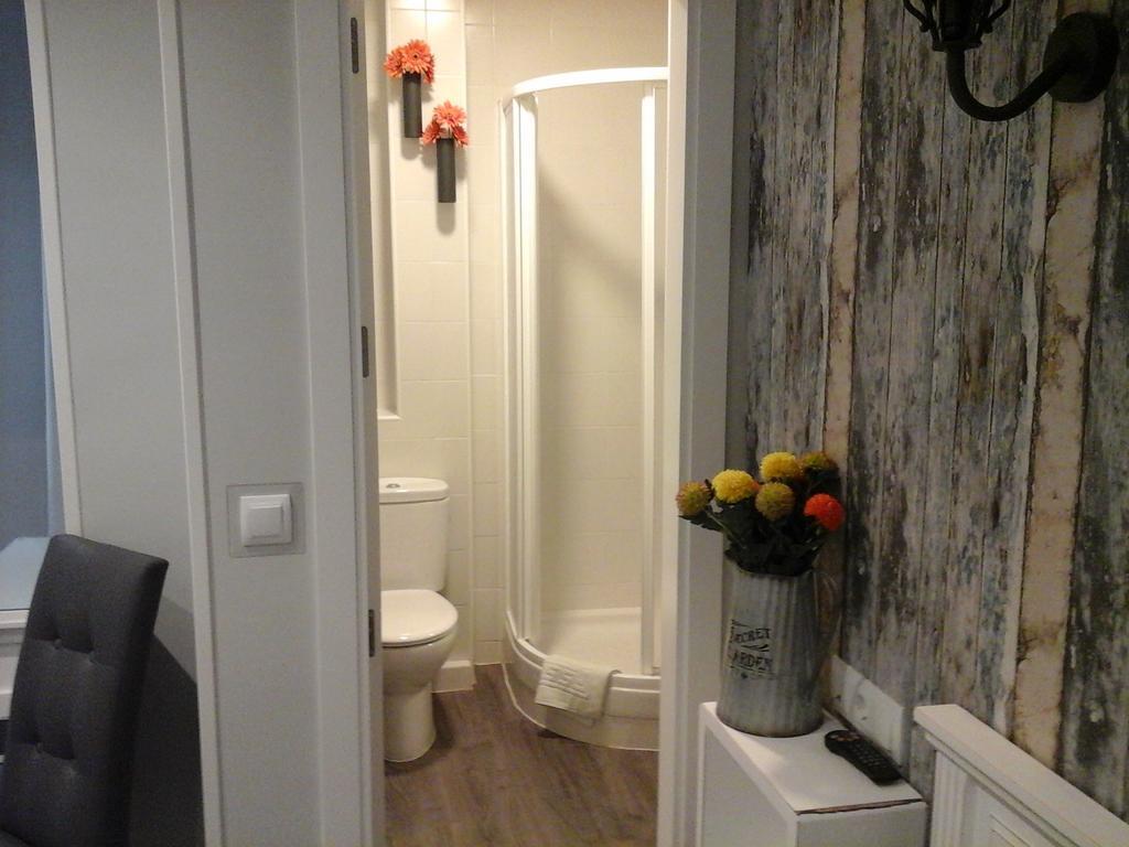 Hostal Don Alfonso Madrid Luaran gambar