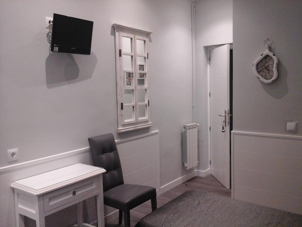 Hostal Don Alfonso Madrid Luaran gambar