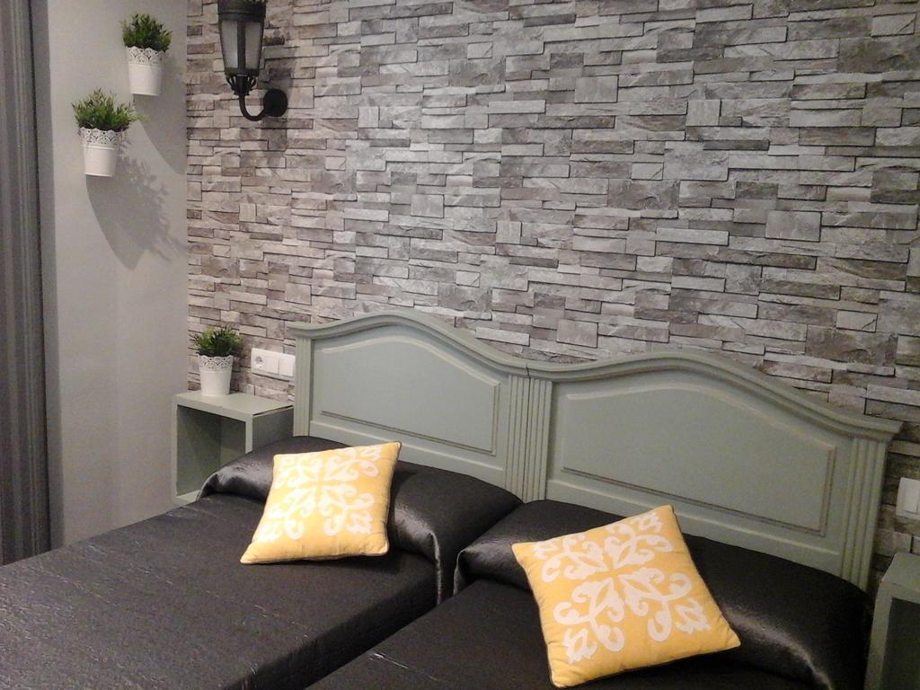Hostal Don Alfonso Madrid Luaran gambar