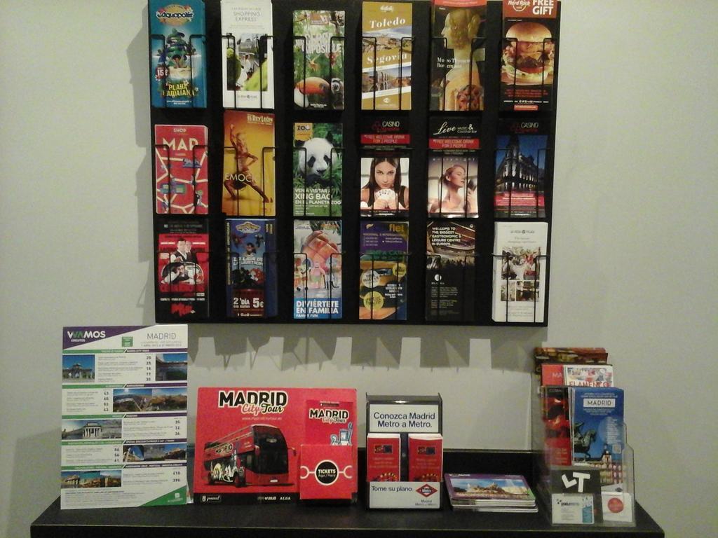 Hostal Don Alfonso Madrid Luaran gambar